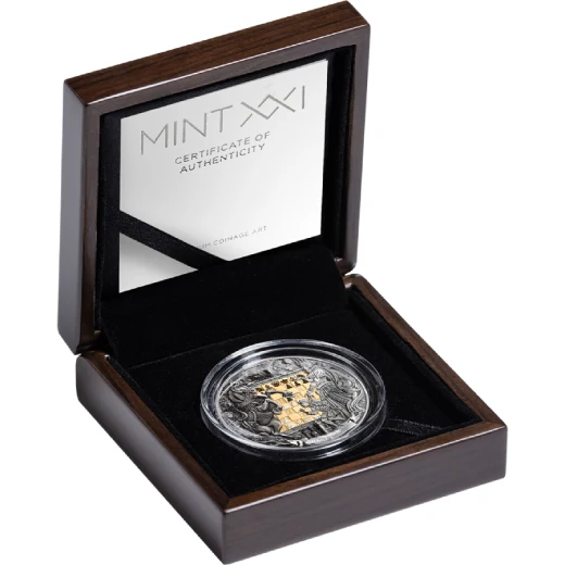 Queen's Gambit 3 Oz High Relief silver Coin - Image 6